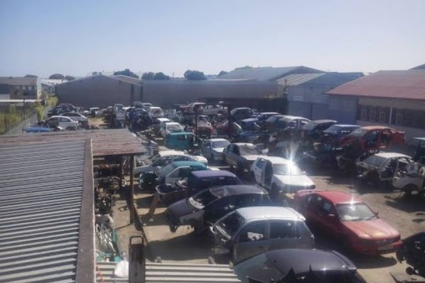 Wholesale Cars and Motor Scrap Yard George
