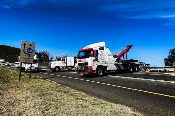J&B Auto Spares & towing services 24/7 George