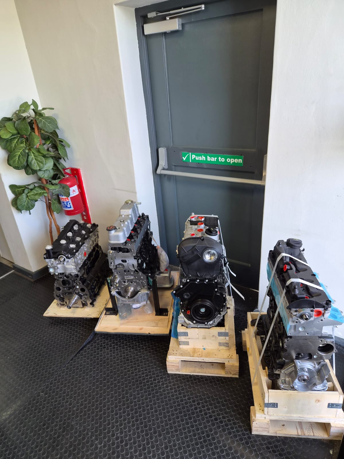  The Engine Men image 6