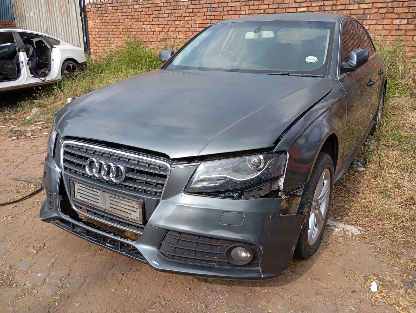 2012 Audi A4 view 7
