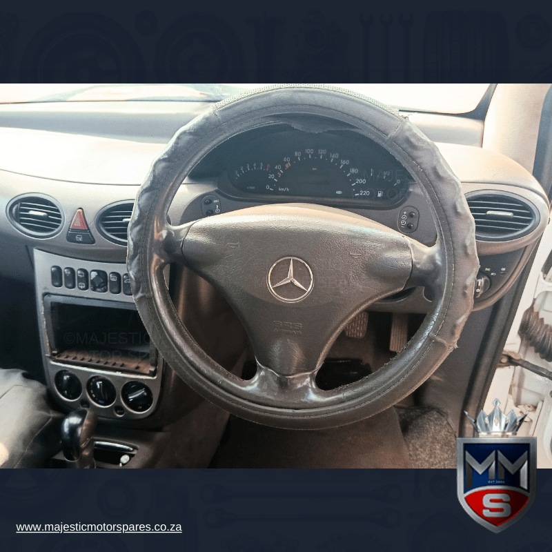 2003 Mercedes-Benz A160  view 2