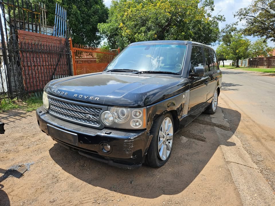 2006 Land Rover Range Rover  Stripping For Spares