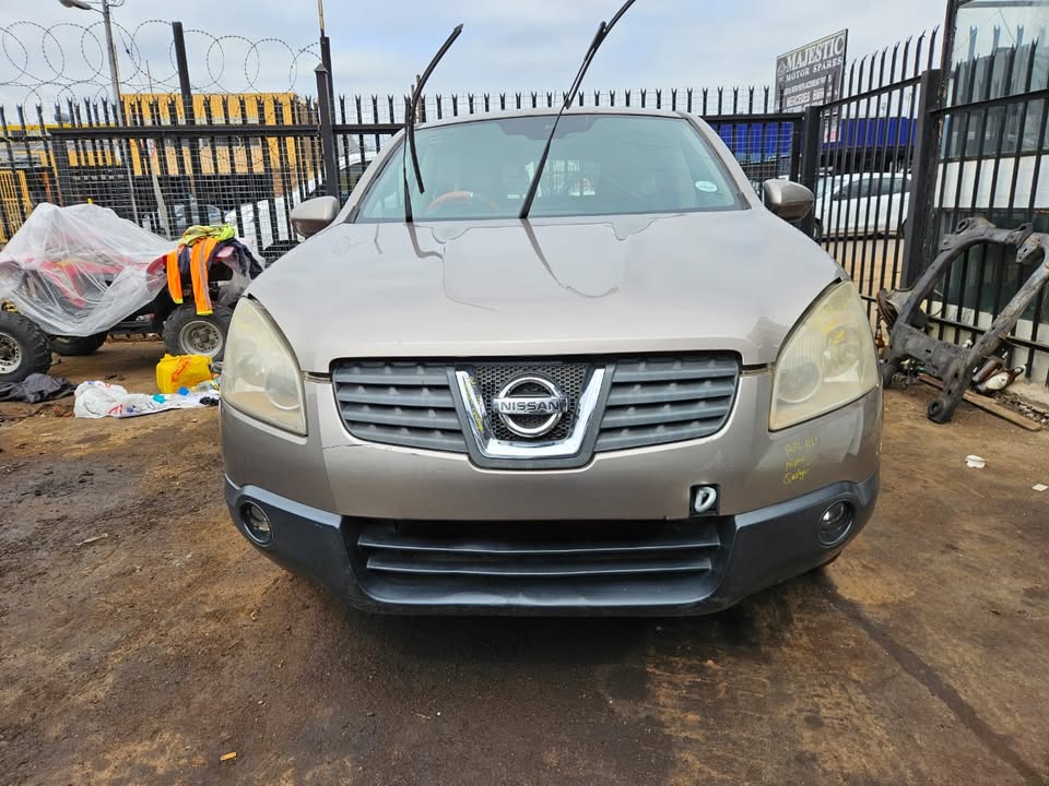2009 Nissan Qashqai  Stripping For Spares