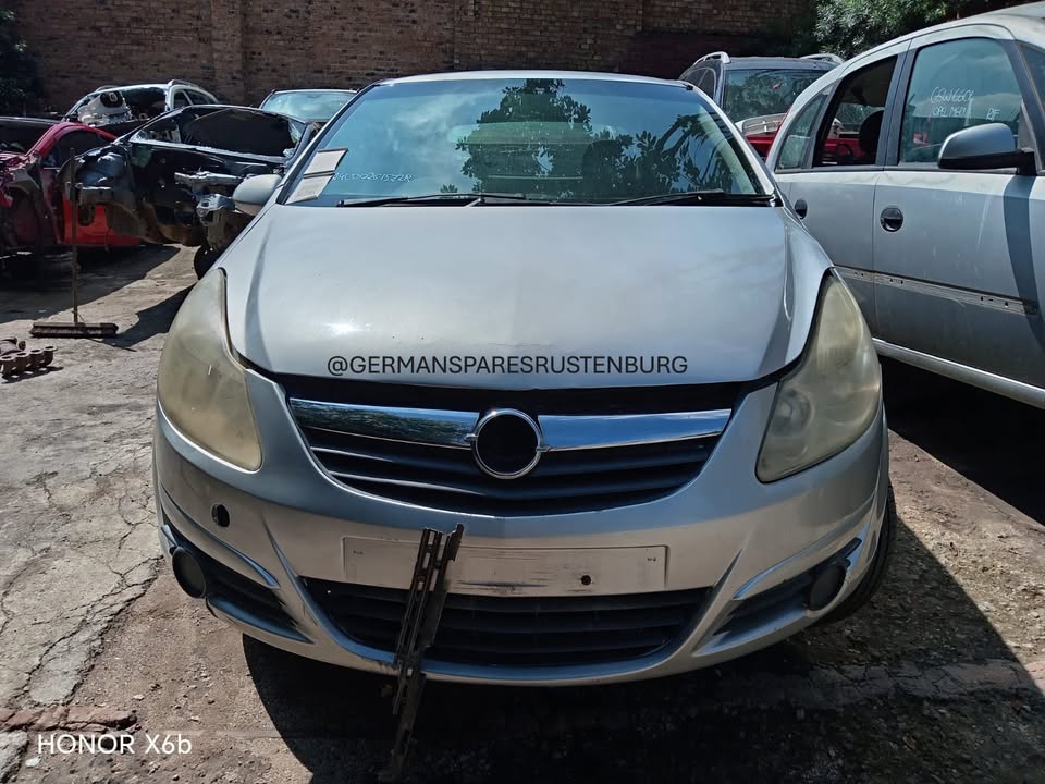 0 Opel Corsa  Stripping For Spares