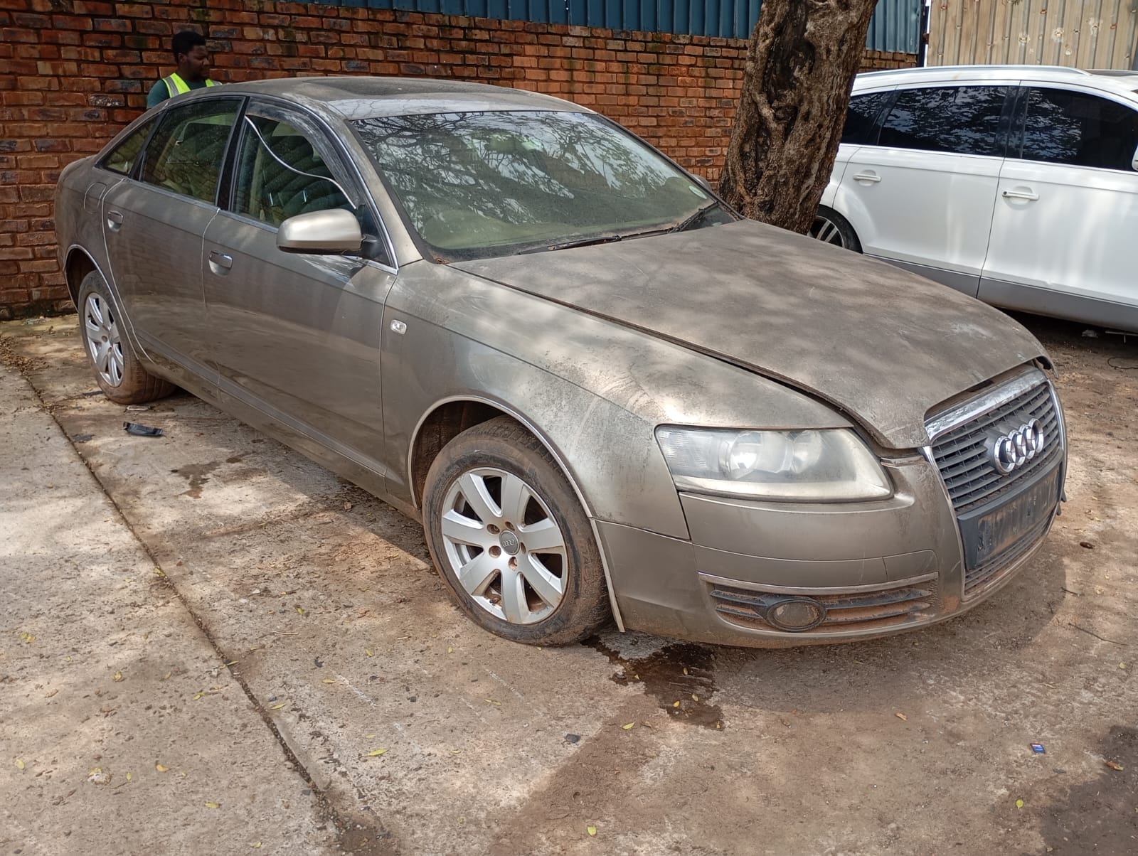 2004 Audi A6 view 9