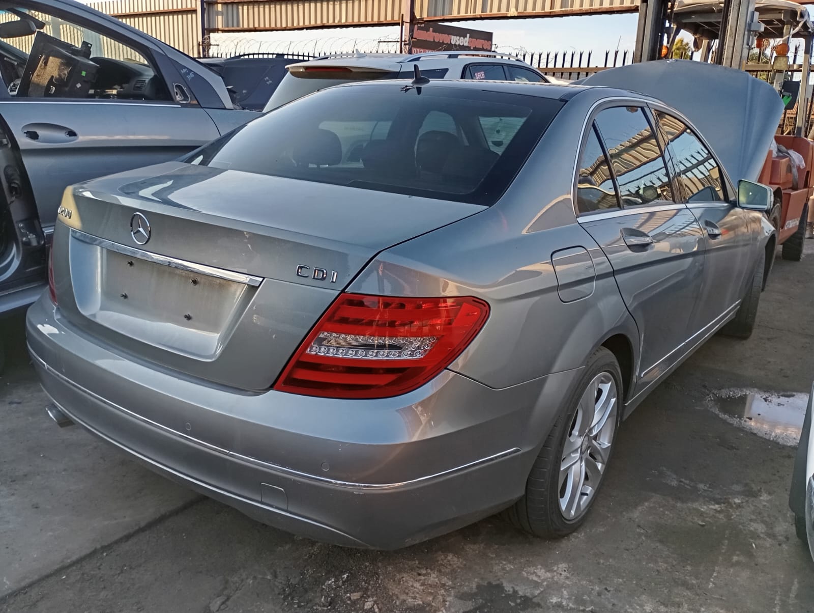 2013 Mercedes-Benz C 200 view 6