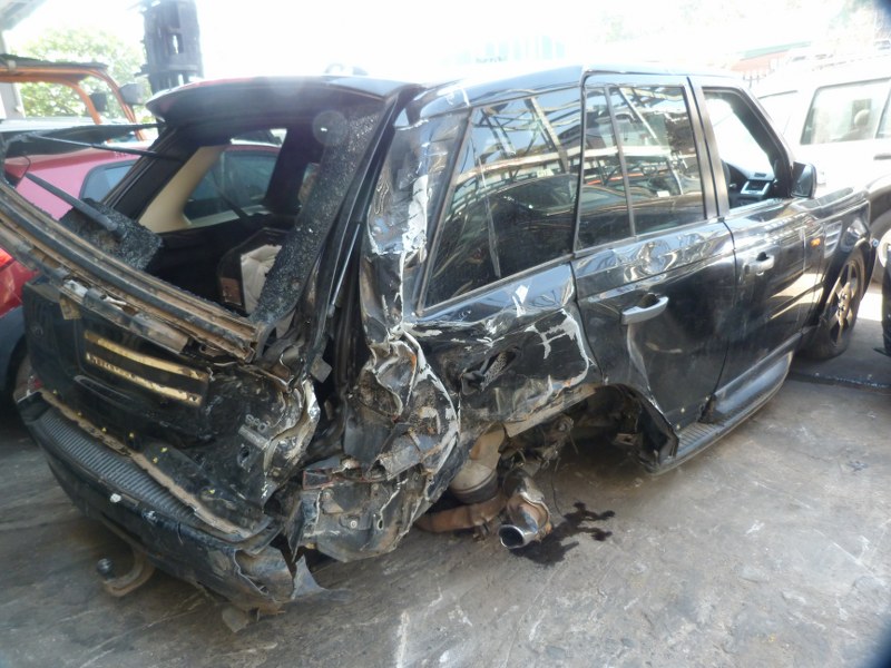 2007 Land Rover Range Rover view 2