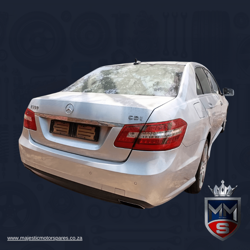 2012 Mercedes Benz E350  view 3