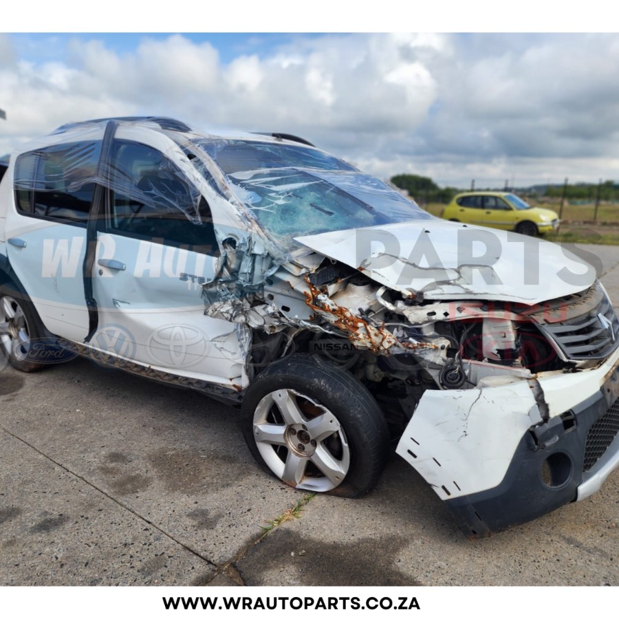 2013 Renault Sandero  view 5
