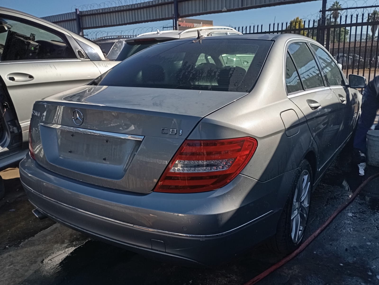2013 Mercedes-Benz C 200 view 2