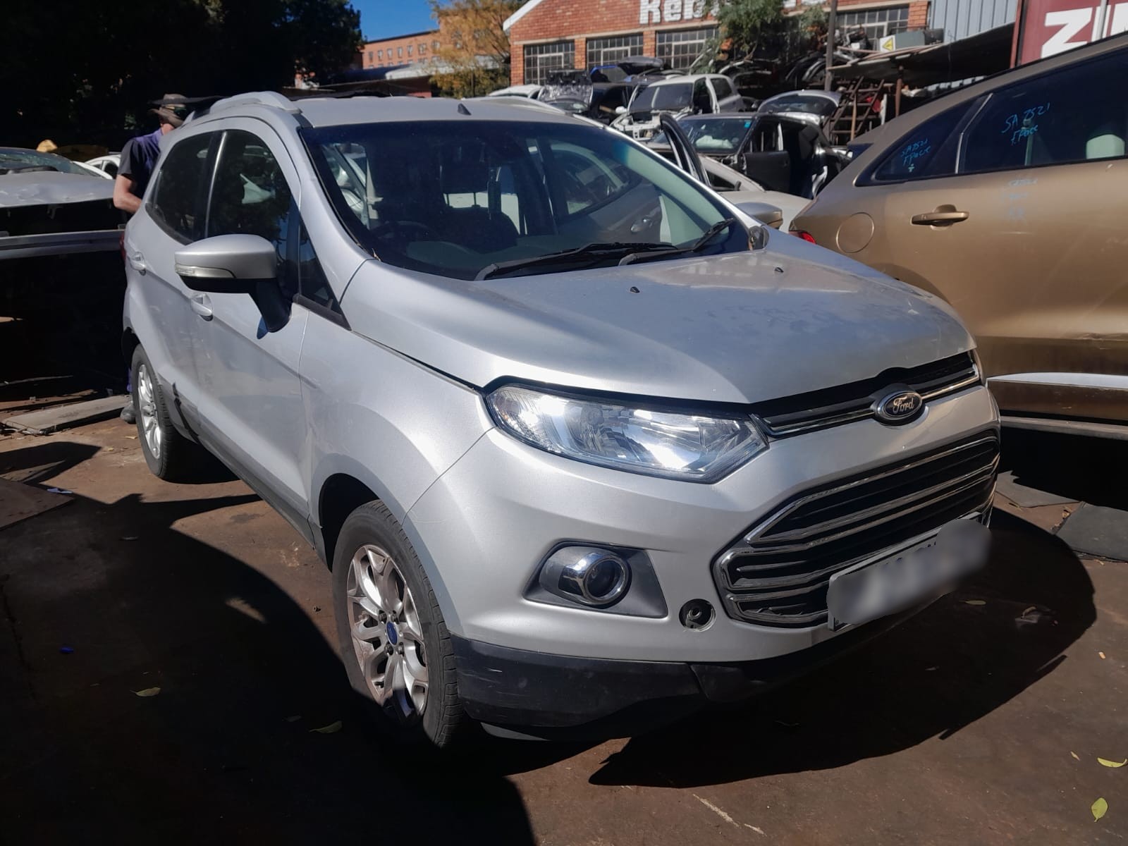 2016 Ford Eco Sport  view 2