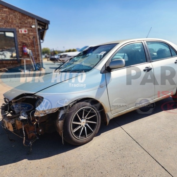 2003 Toyota Corolla  view 2