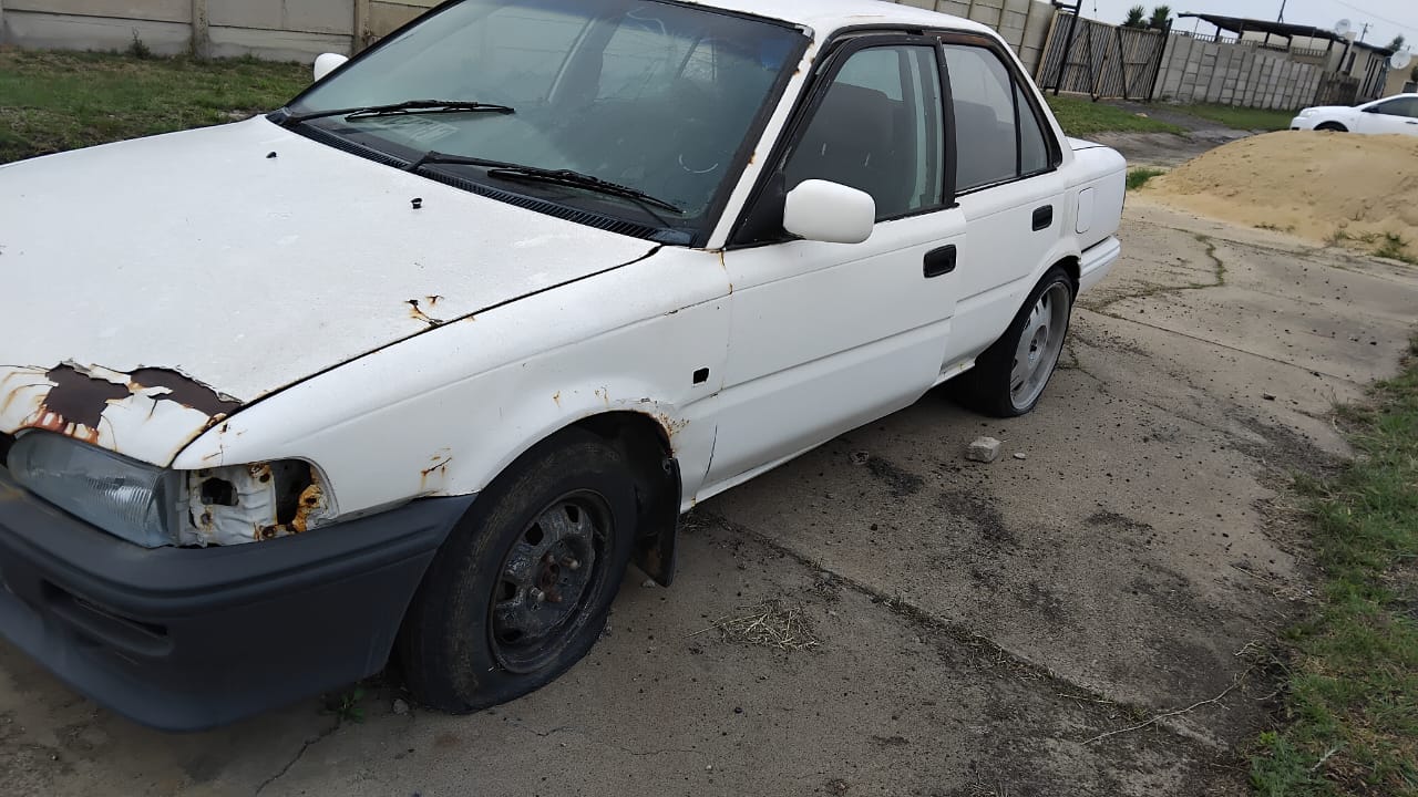 1992 Toyota Corolla - Photo 3