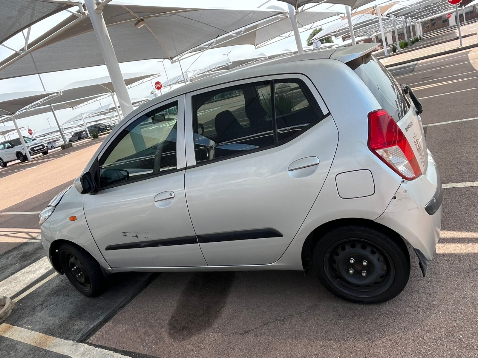 2011 Hyundai i10 - Photo 4