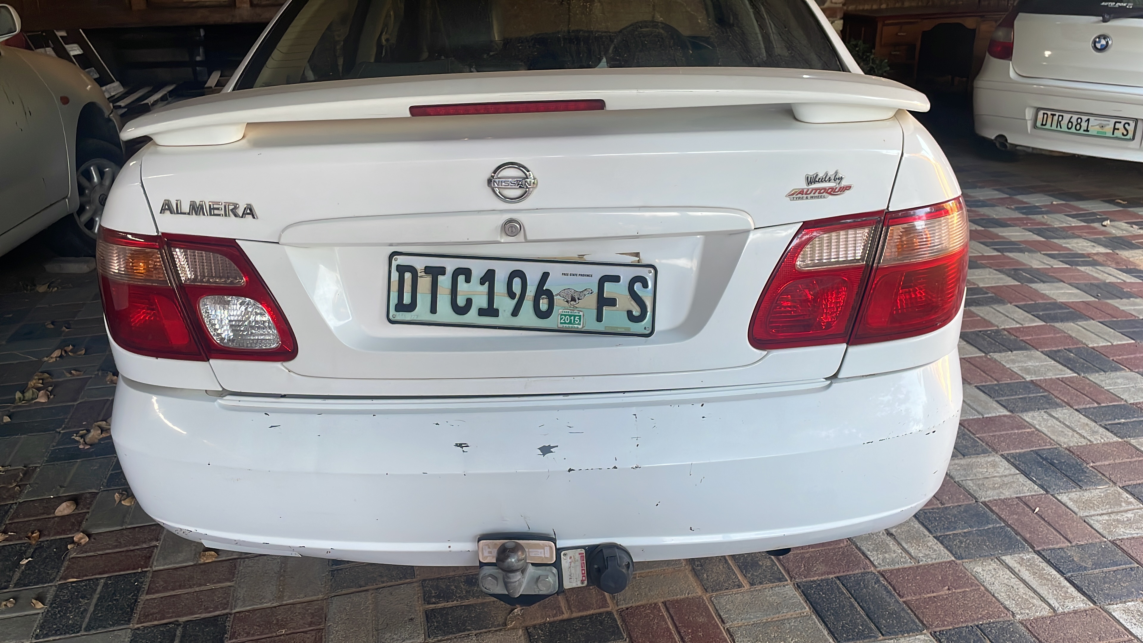 2006 Nissan Almera - Photo 2