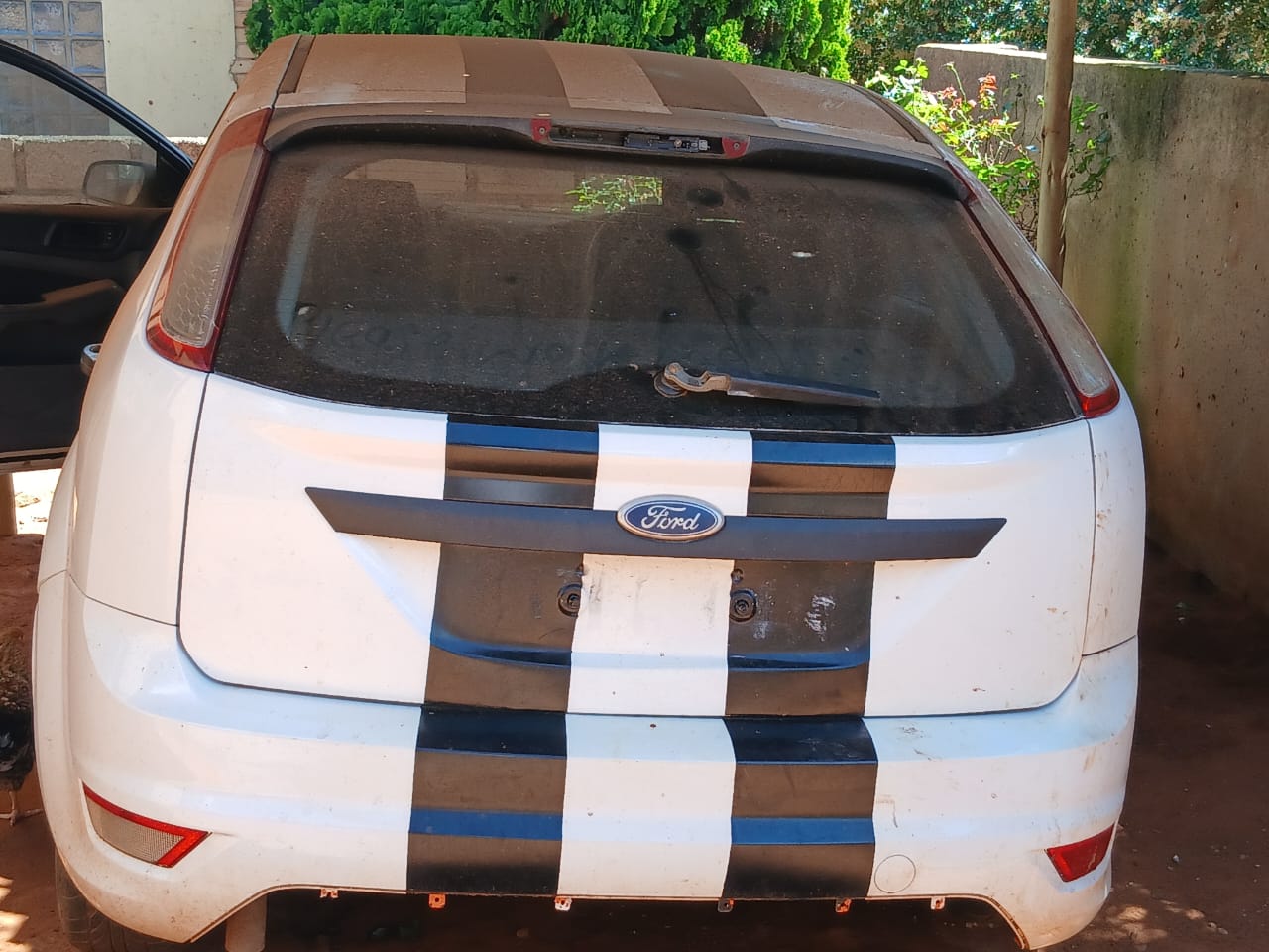 2009 Ford Focus - Photo 2