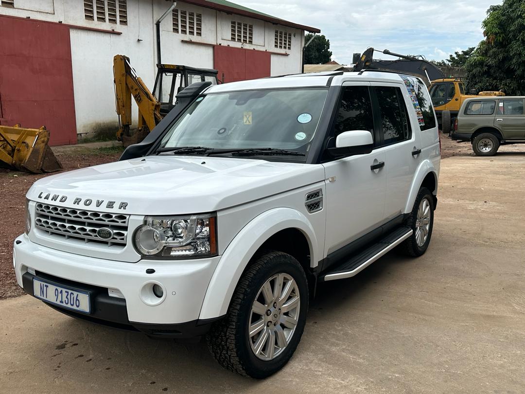 2013 Land Rover Discovery - Photo 2