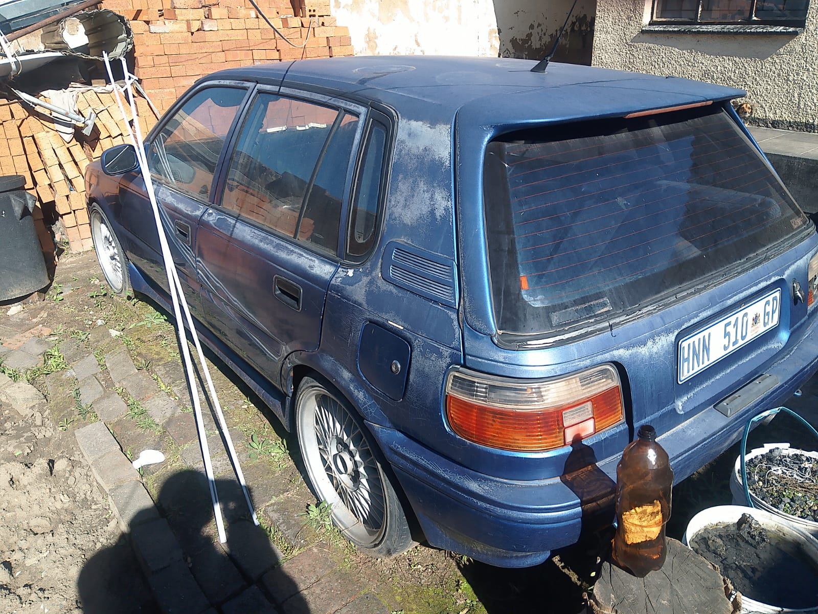 2000 Toyota Tazz - Photo 4