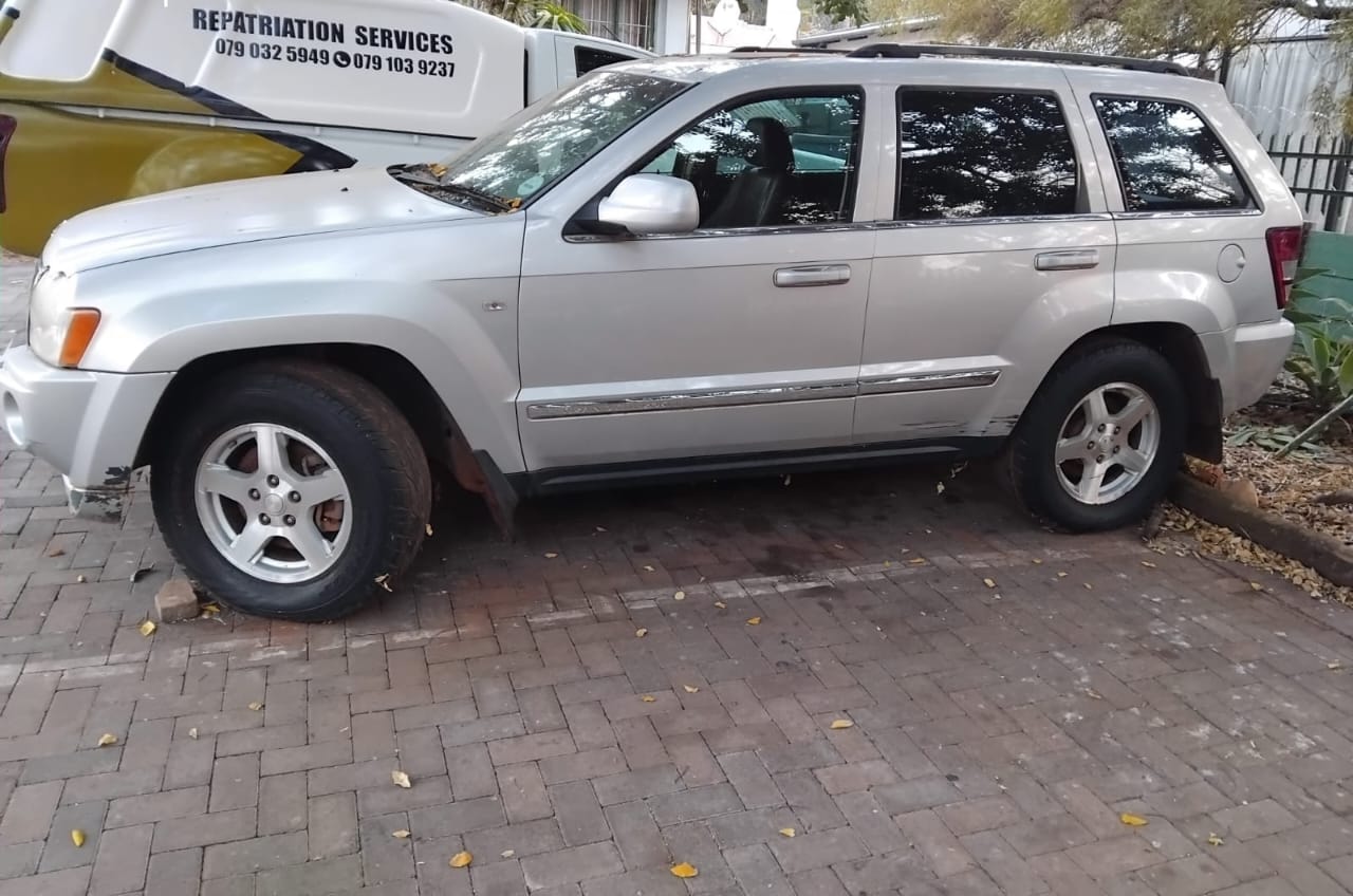 2005 Jeep Cherokee - Photo 3