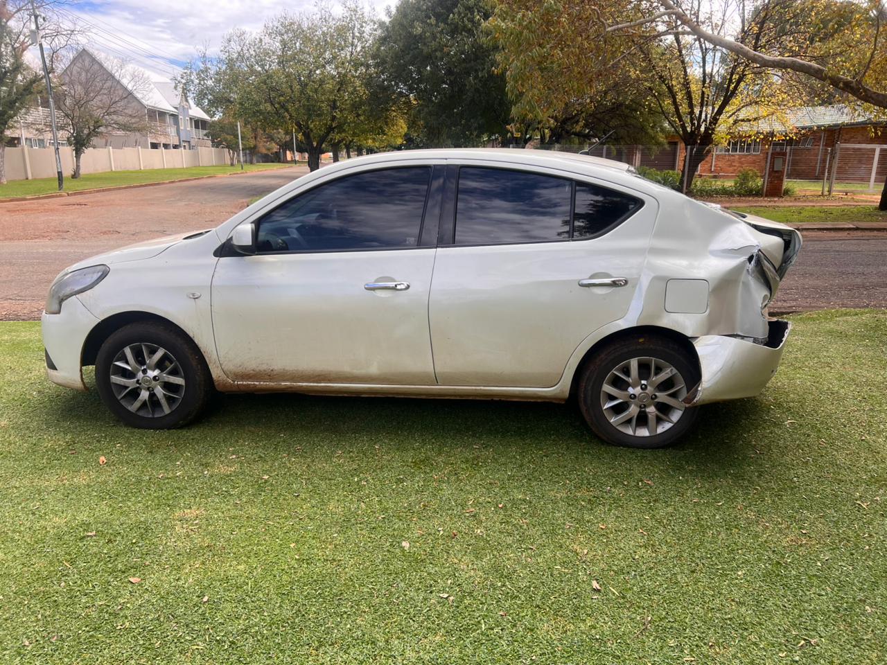 2018 Nissan Almera - Photo 4
