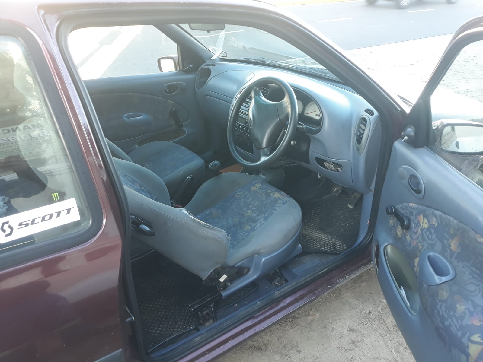 2001 Ford Fiesta - Photo 3