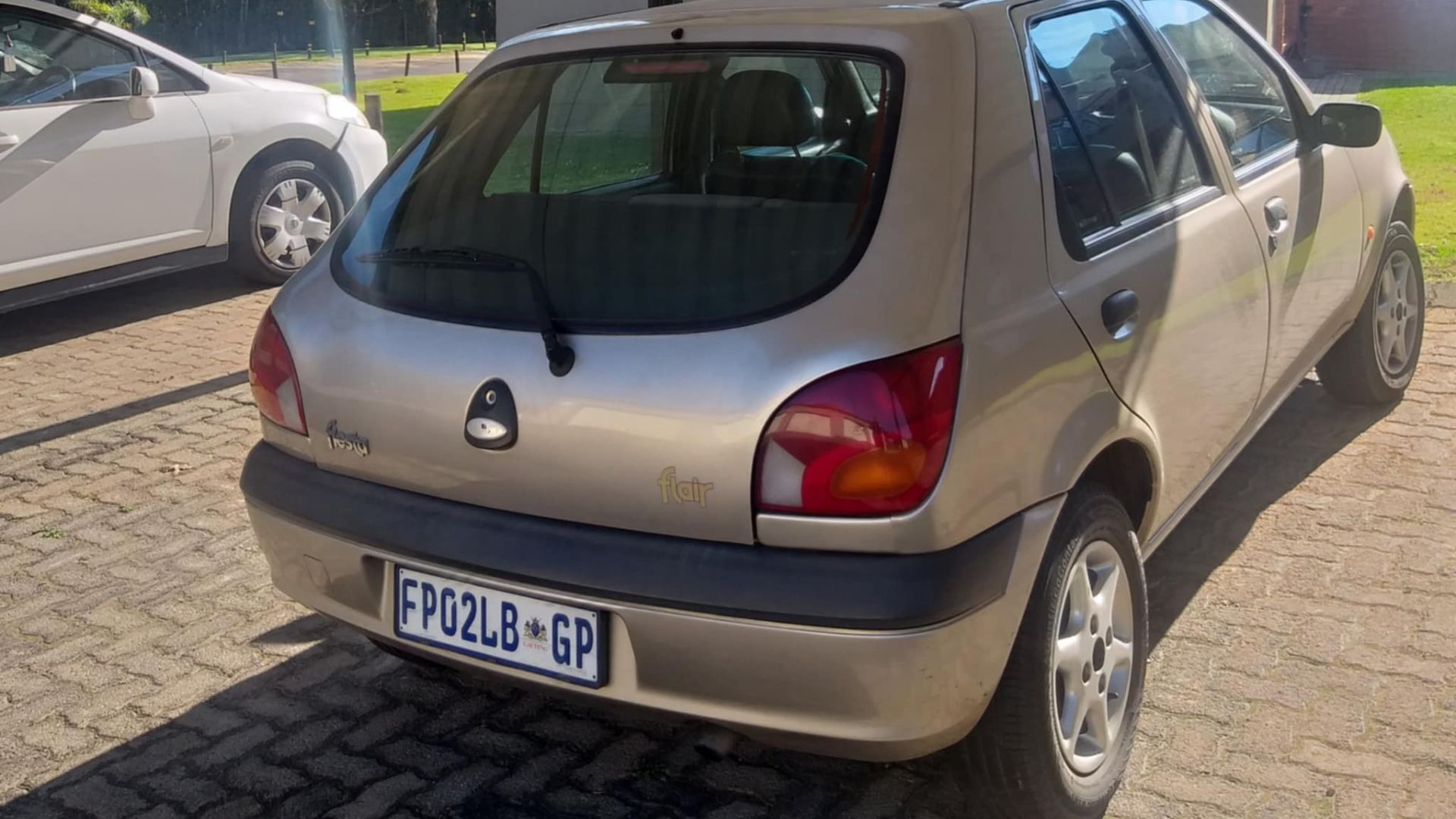 2003 Ford Fiesta - Photo 3