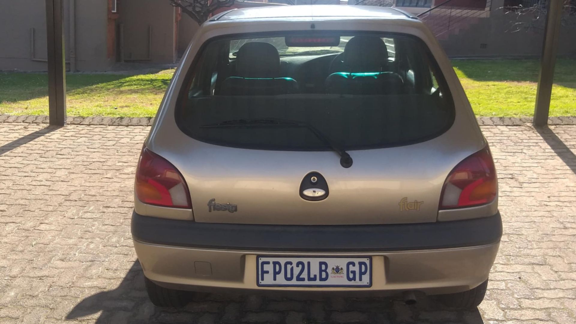 2003 Ford Fiesta - Photo 4