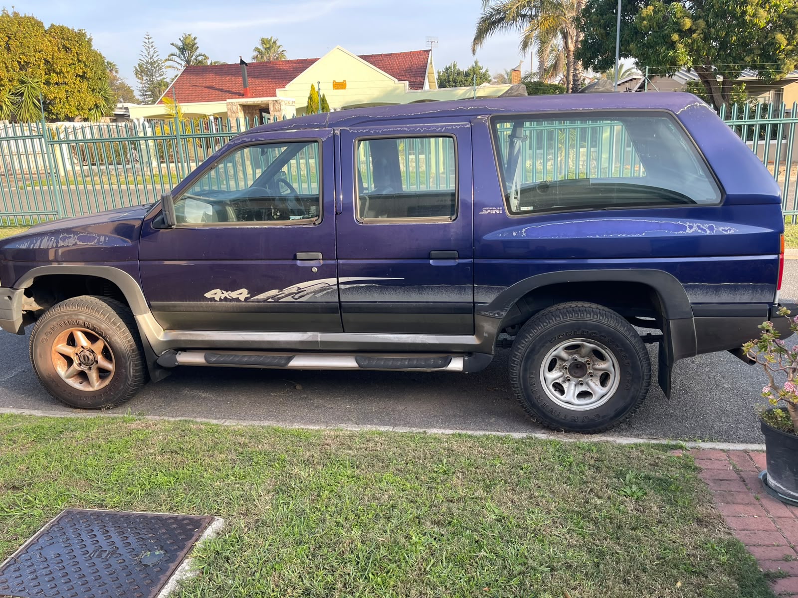 1998 Nissan Sani - Photo 1