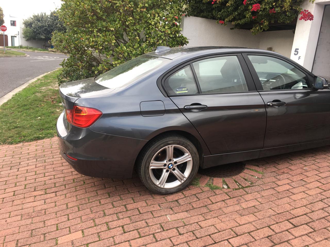 2014 BMW 3 Series - Photo 1