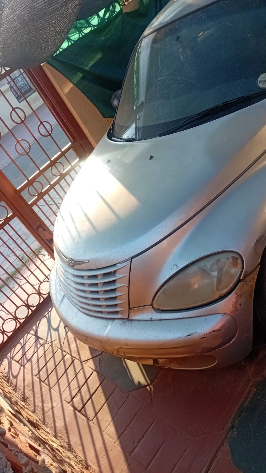 2005 Chrysler PT Cruiser - Photo 2