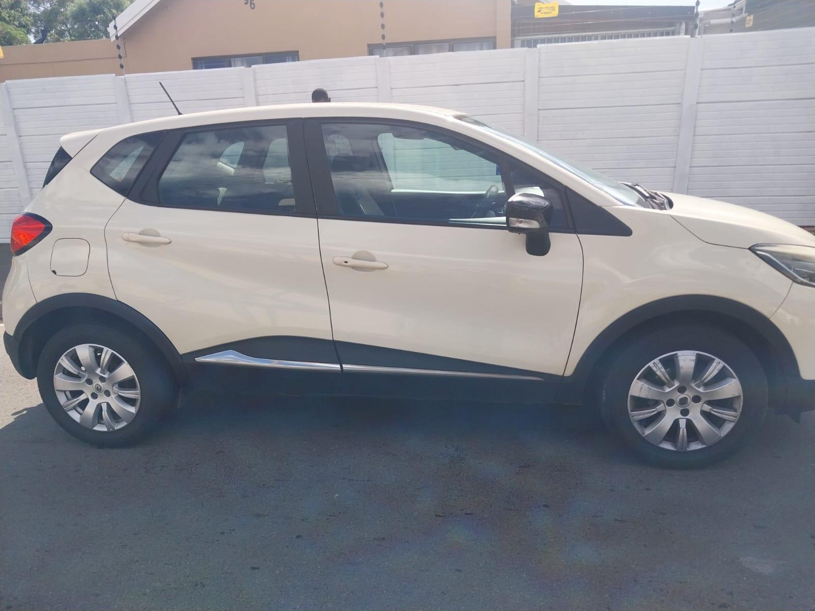 2016 Renault Captur - Photo 2