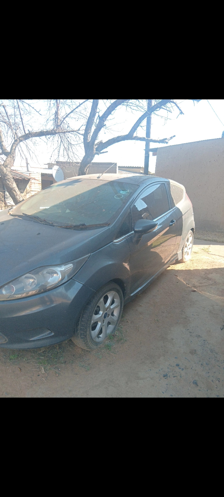 2012 Ford Fiesta - Photo 3