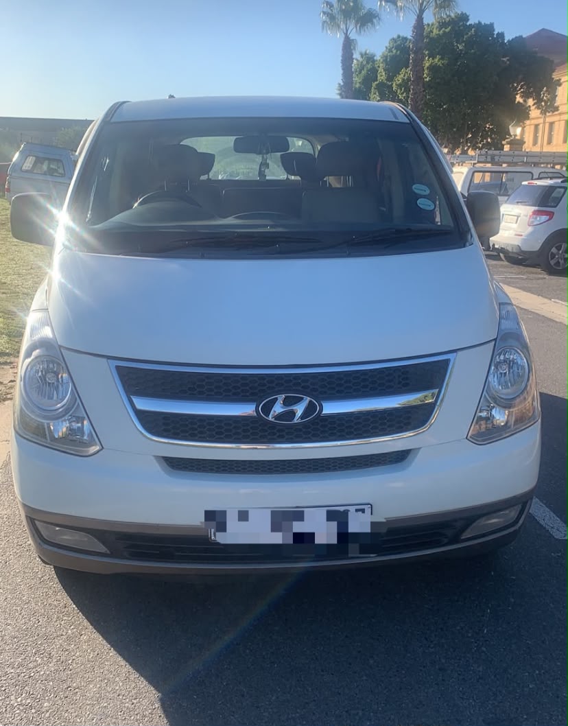 2012 Hyundai H-1 - Photo 1