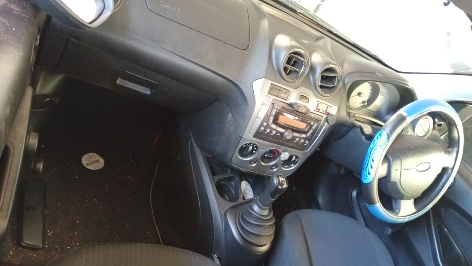 2011 Ford Figo - Photo 4