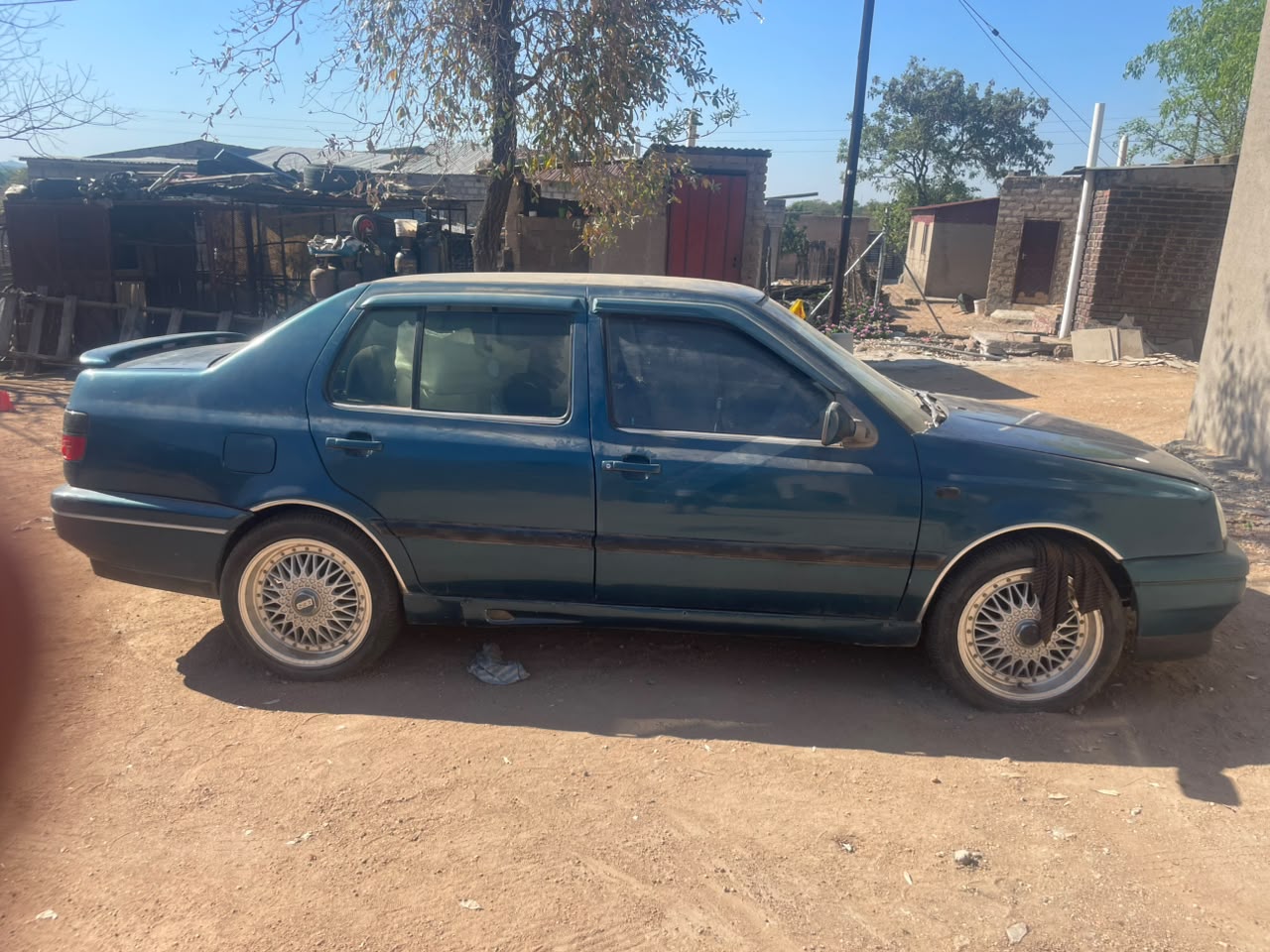 1998 Volkswagen Jetta - Photo 4