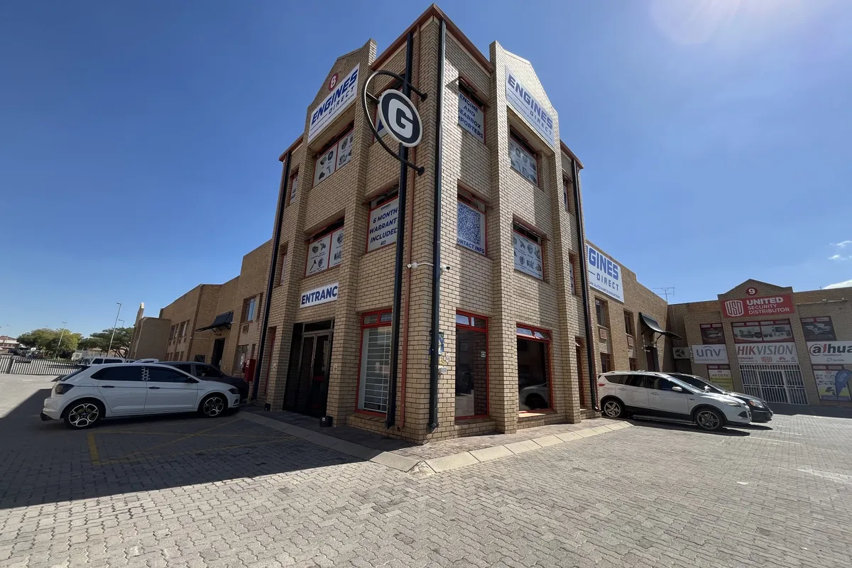 Engines Direct branch at Malibongwe Exchange, Strydom Park