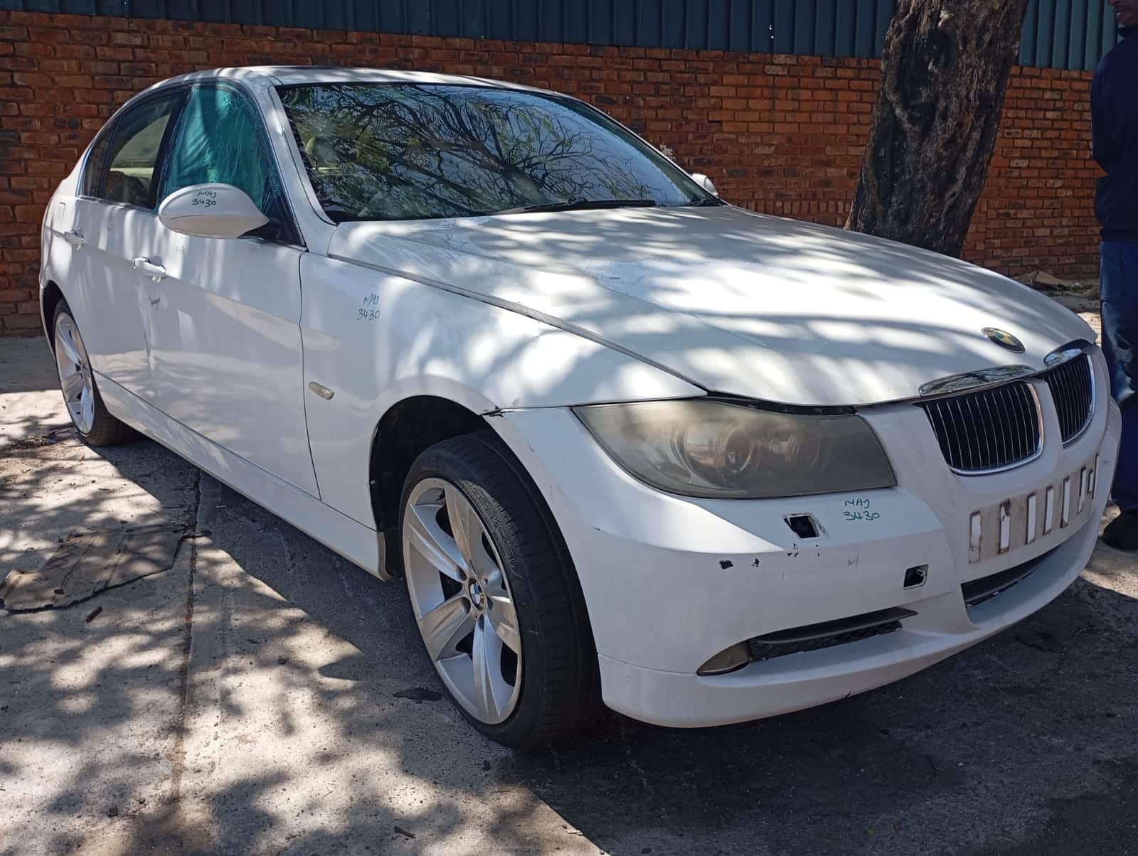 2006 BMW E90 330i