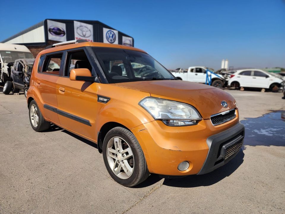 2010 Kia Soul G4FC M/T