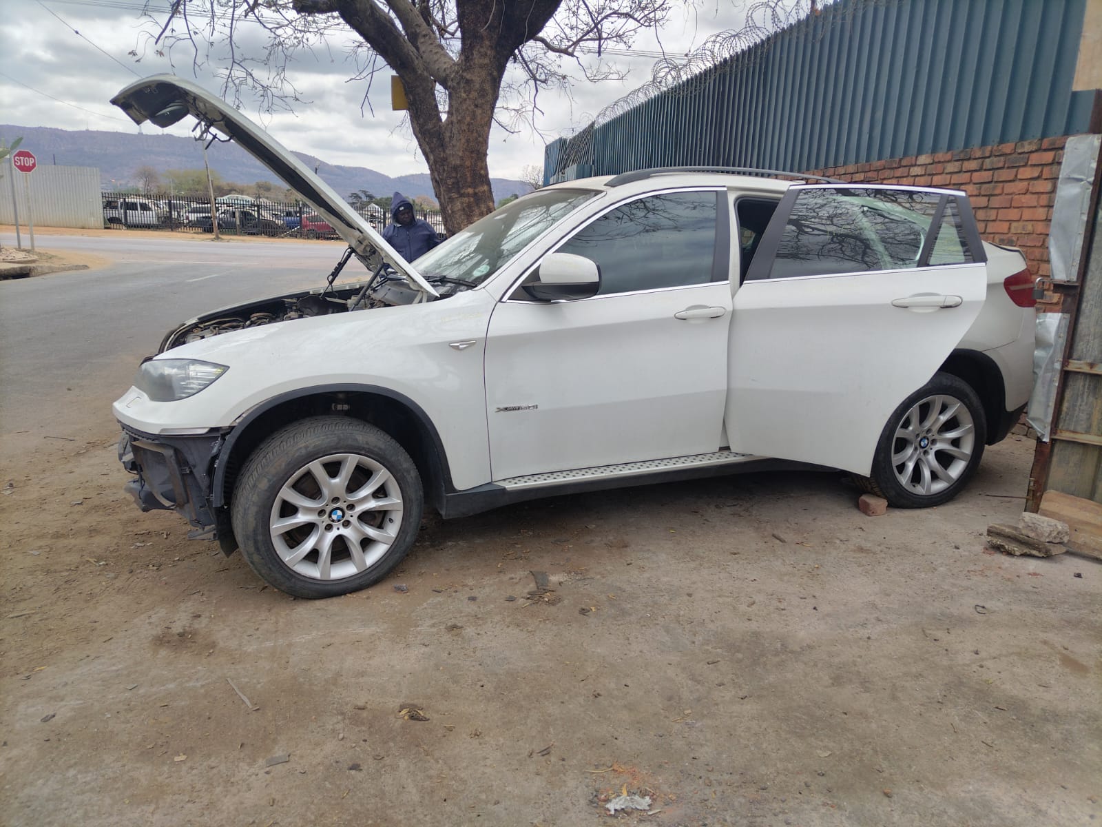 2011 BMW E71 X6 50iX Automatic