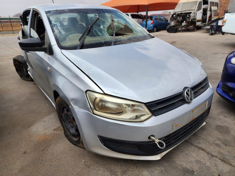 2011 Volkswagen Polo 6 Sedan 1.4 CLP