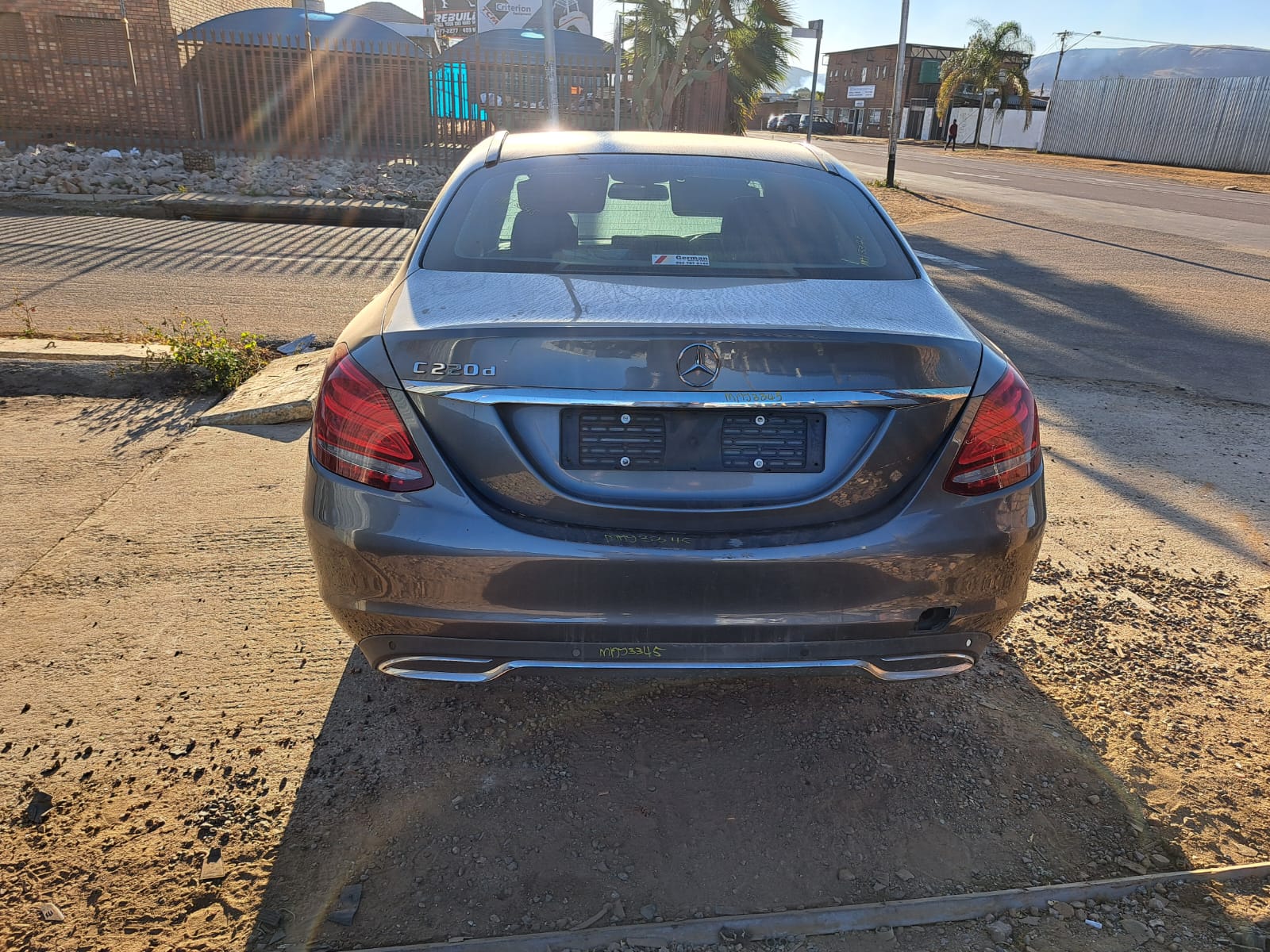 2016 Mercedes-Benz W205 C220d