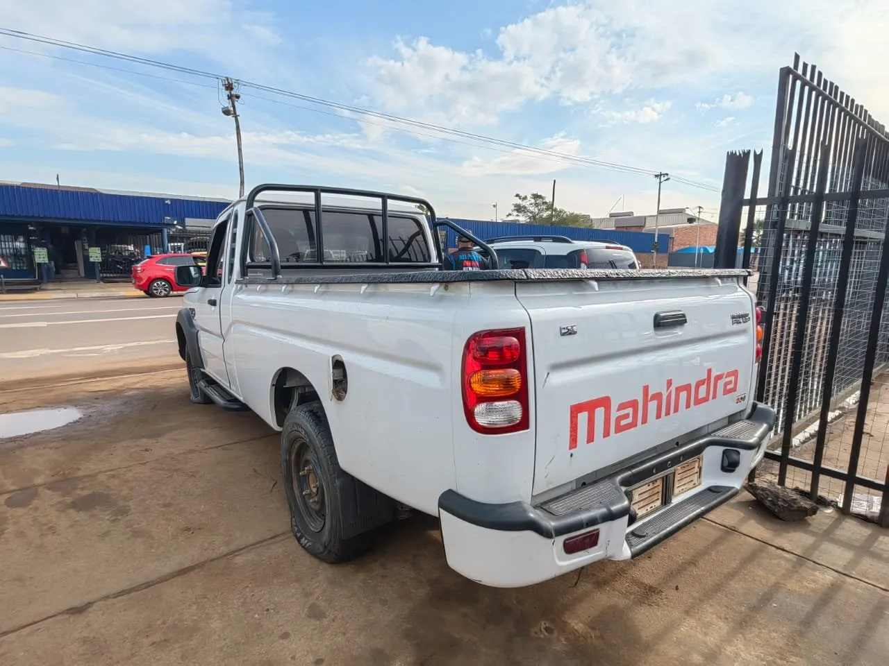 2019 Mahindra Scorpio S4 view 3