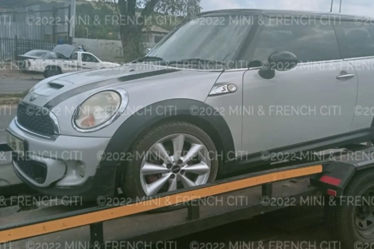 2016 Mini Cooper R56  Stripping For Spares