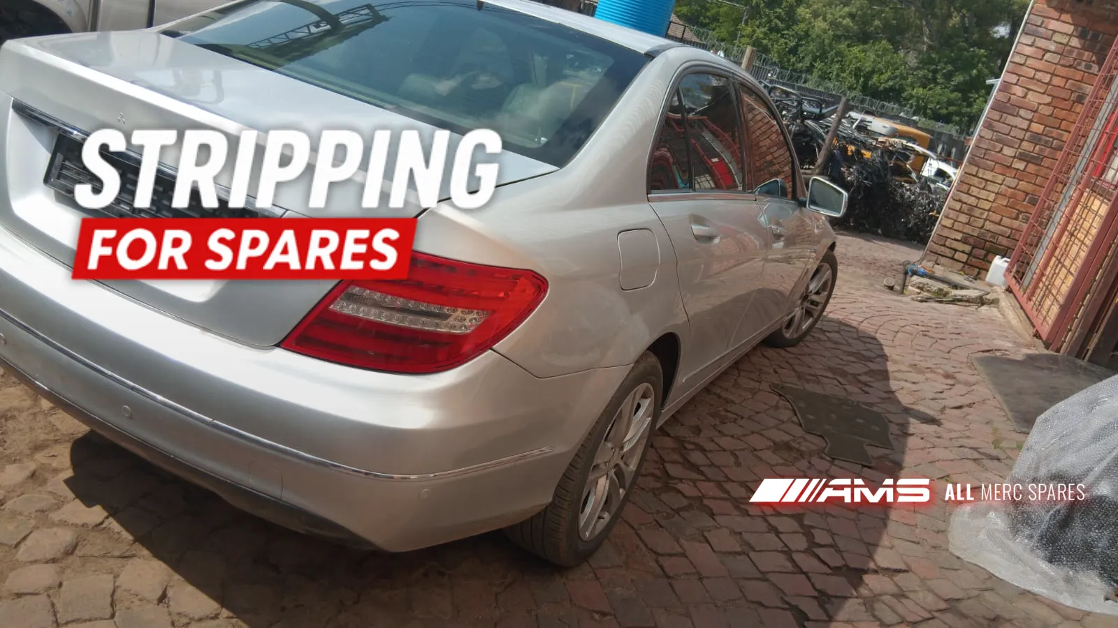 2013 Mercedes-Benz C-Class M2718 view 3