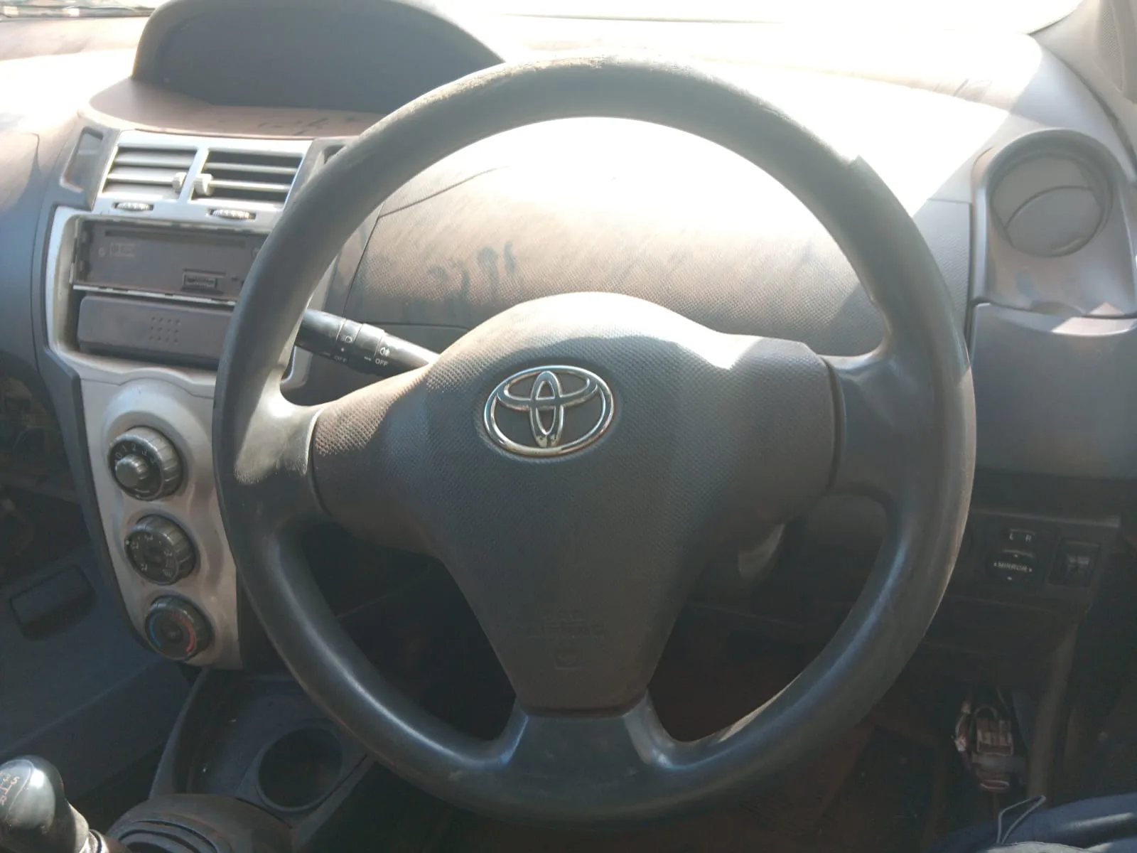 2007 Toyota Yaris view 4
