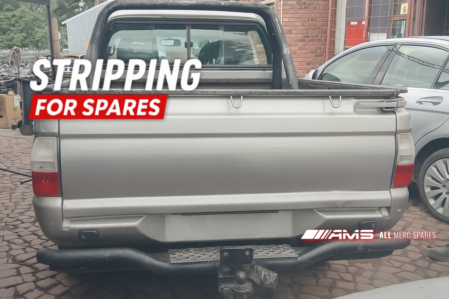 2006 Mitsubishi Colt view 4