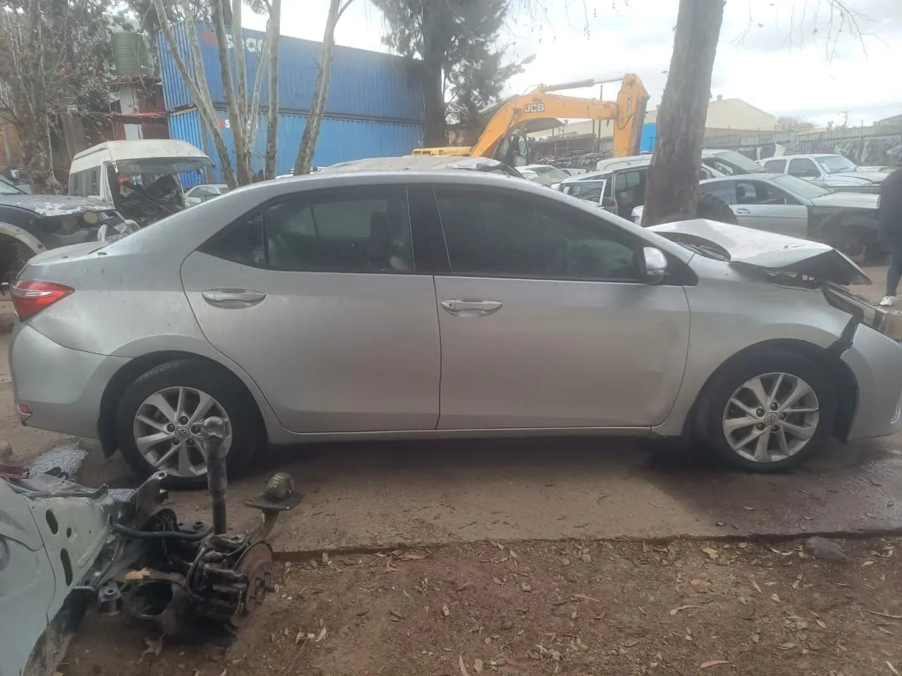 2015 Toyota Corolla 1ZR view 5