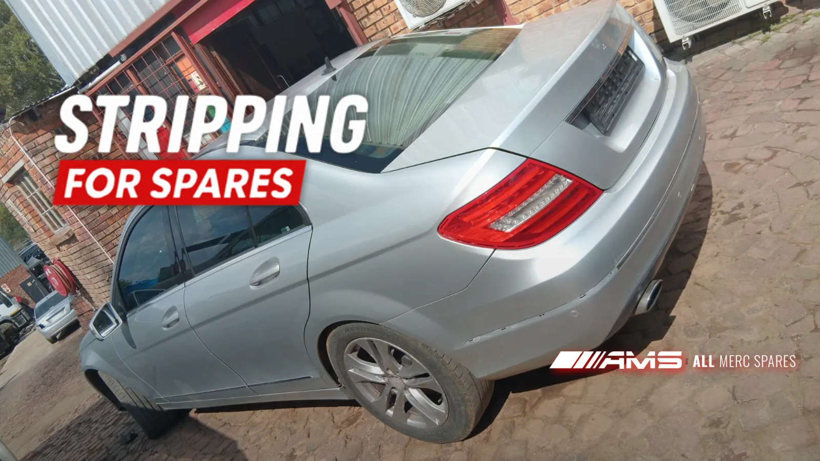 2013 Mercedes-Benz C-Class M2718 view 4