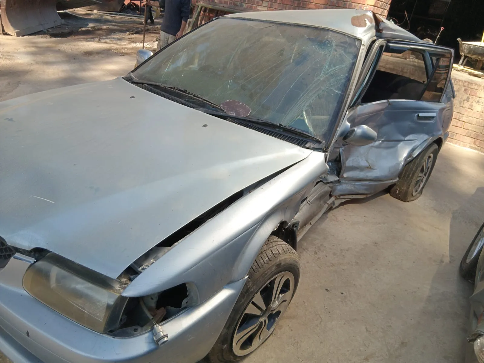 2003 Toyota Tazz view 2