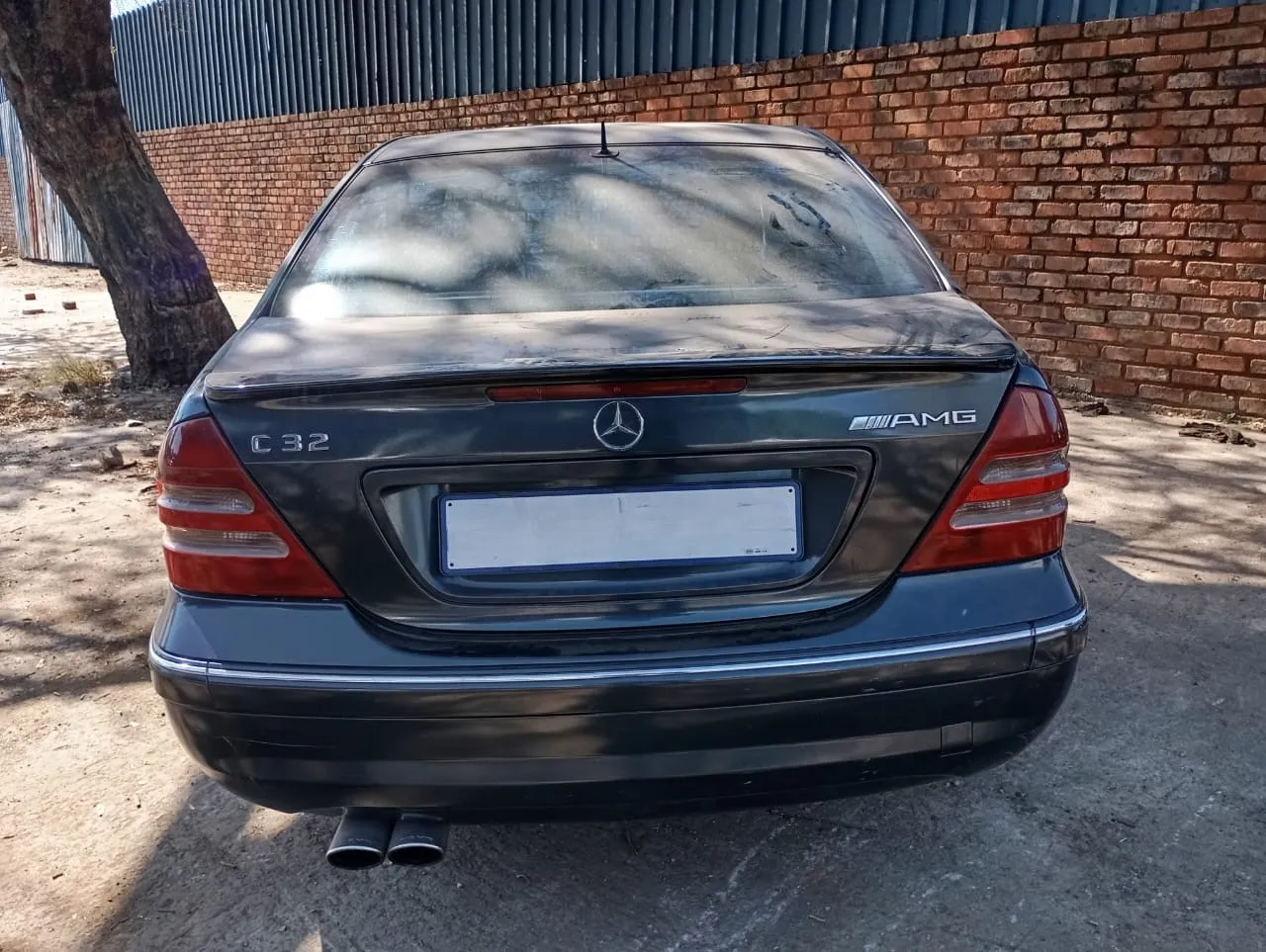 2003 Mercedes-Benz C32 AMG W203 view 3